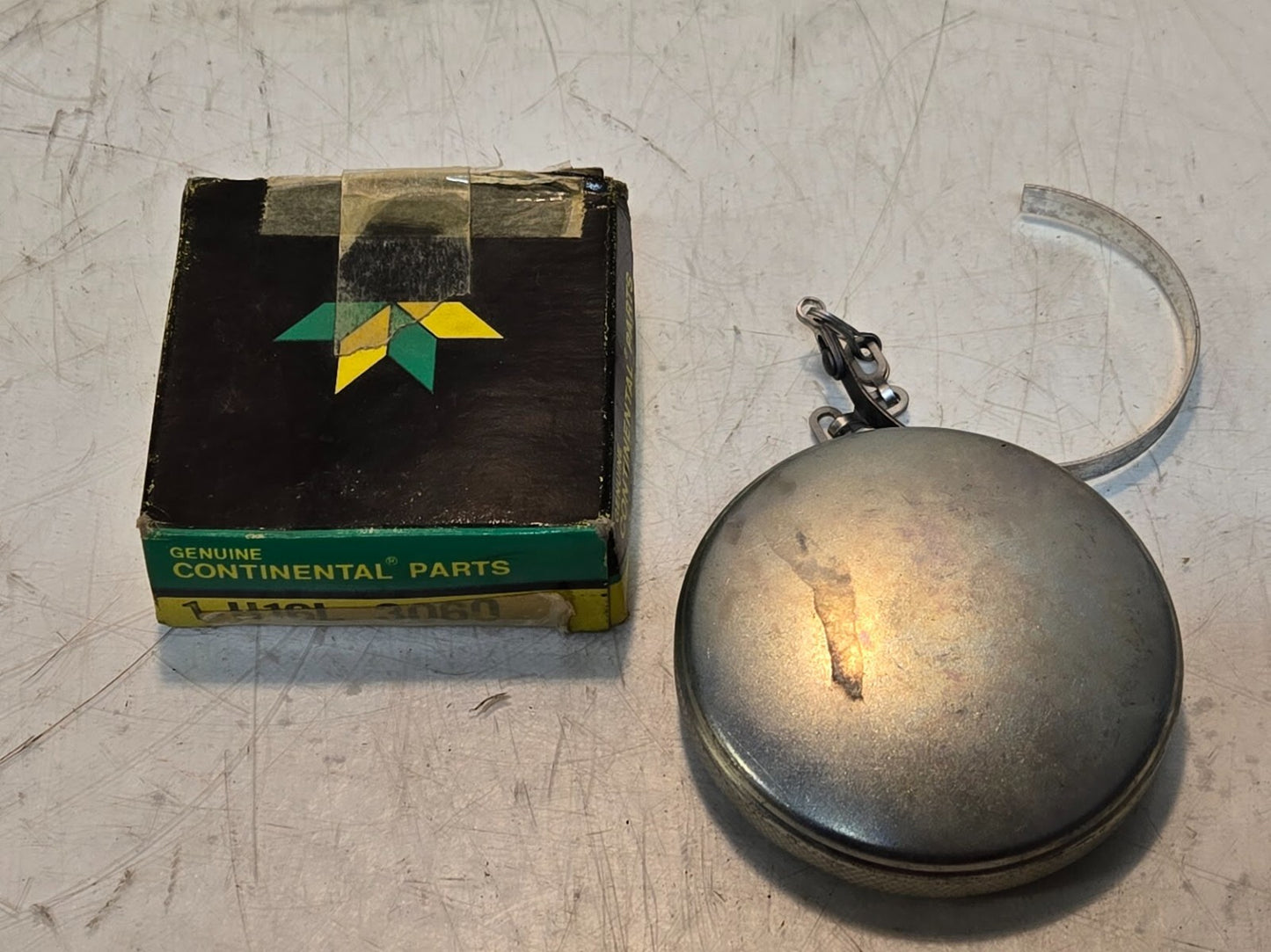 Teledyne Continental 1-H16L 3060 Cap Assembly | 2805-00-363-4695 | DSA70074AA154