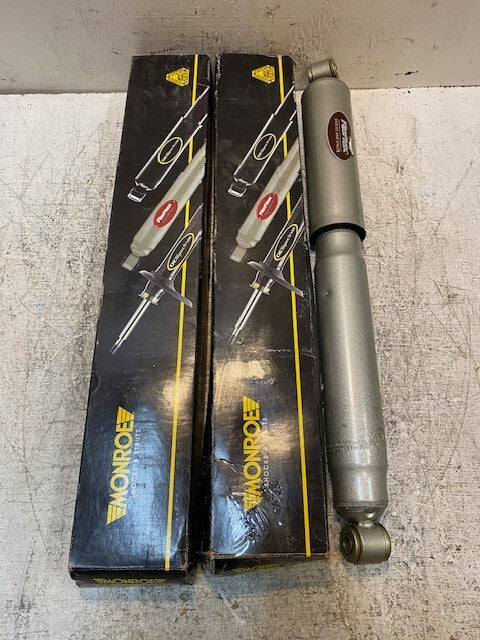 2 Quantity of Monroe Shock & Struts OESpectrum Reflex 911055 | 28-83833 (2 Qty)