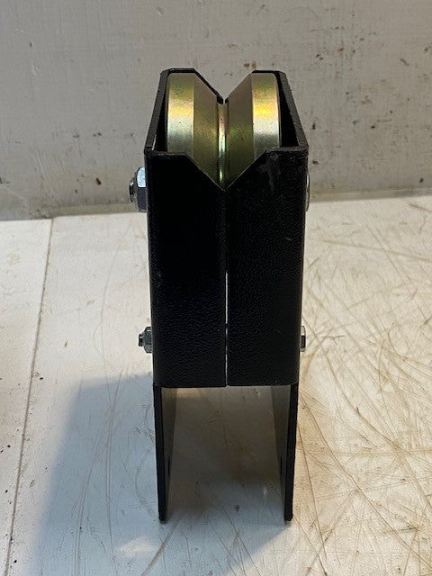 Heavy Duty V-Groove Wheel w/ Preattached Steel Box Mount Assy 7" x 5" x 2-1/4"
