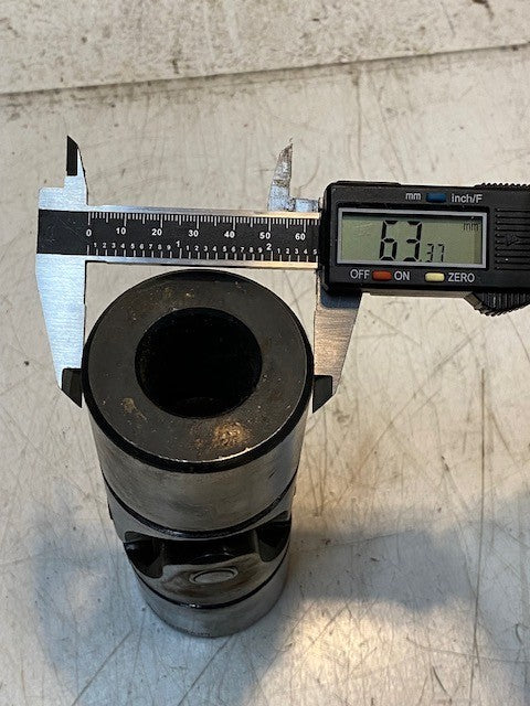 Lovejoy D-13B Universal Joint Coupler 7" Long 31mm Bore 63mm OD