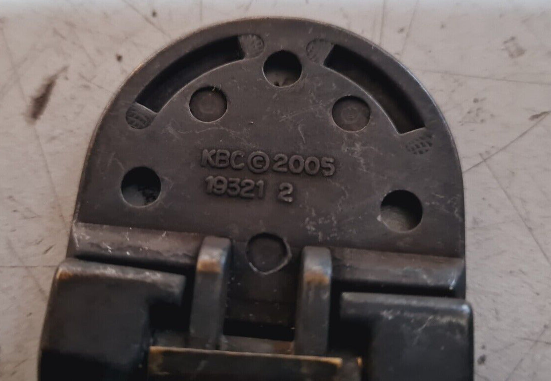 7 Quantity of KBC Hinges 19321 | 19319 (7 Qty)