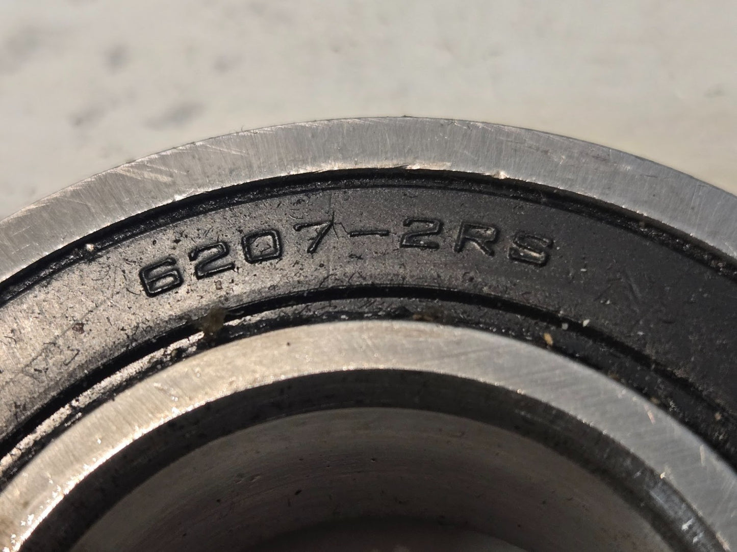 6 Quantity of MDJ Ball Bearings 6207-2RS | 72 mm OD x 35 mm Bore (6 Qty)