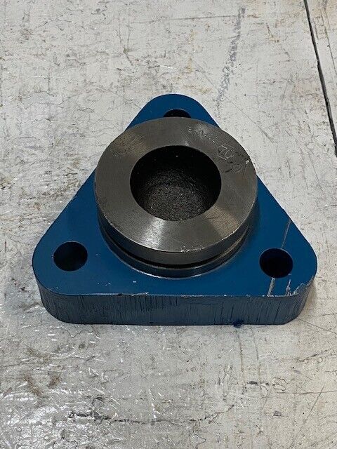 Cast Housed Bearing 3 Bolts B-0462 47mm ID Bore 86mm OD Bore 17mm Bolts