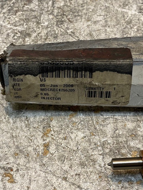 Cummins Injector 3939535 | 0432191357 | 9398859535 | 4-1/2" Long 26mm OD 7mm End