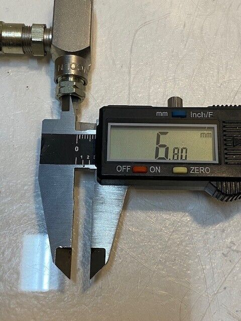 Lincoln High Pressure Control Valve Oil Injector 3-1/8" L 14mm End 13mm Mid 11mm