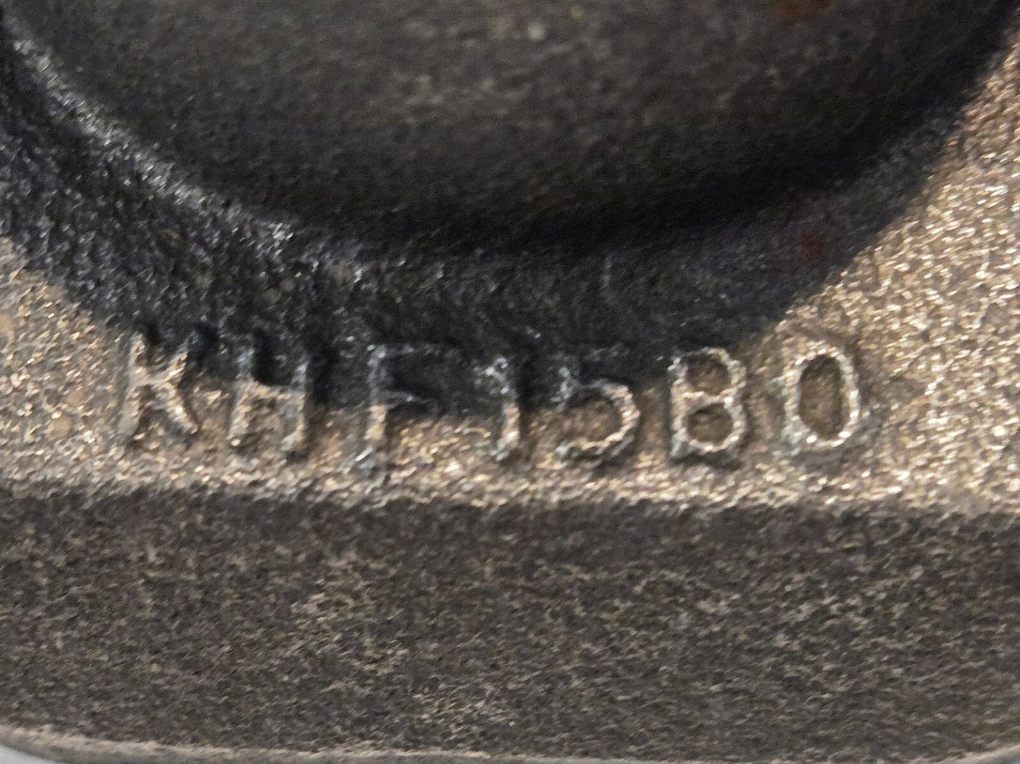 Hydraulic Pump Cover 592-01563 | KHF1580 | 2-1/4" Inlet/Outlet | 4 Bolt