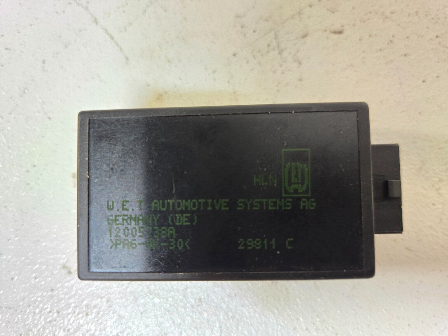 Heated Seat Controller W.E.T. Automotive Systems 12005738A | PA6-GK-30