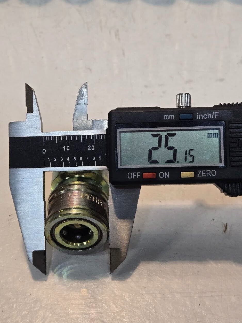 3 Quantity of Perfecting Coupling Series V Quick Connect 1/4"-18 x 1/4" (3 Qty)