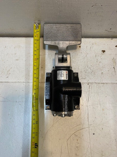 Ingersoll Rand ARO Air Control Valve K213FS-G | H0157