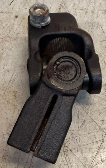 Steering Shaft Universal Joint Coupler K87 Assembly Joint Coupling Mechanism