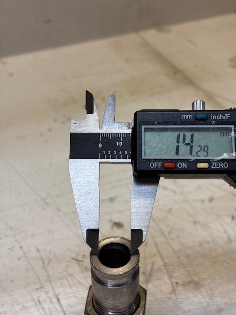 Dillon Precision Standard Powder Measure Die w/ Locking Ring | 4235-20064 |