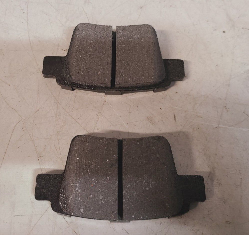 Akebono Proact Ultra Premium Disc Brake Pad Kit ACT1071