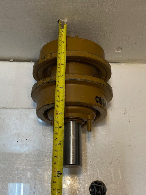 John Deere T176361 | CR2934 | 41mm Shaft Dia. 11-1/2" Long 7" Dia.