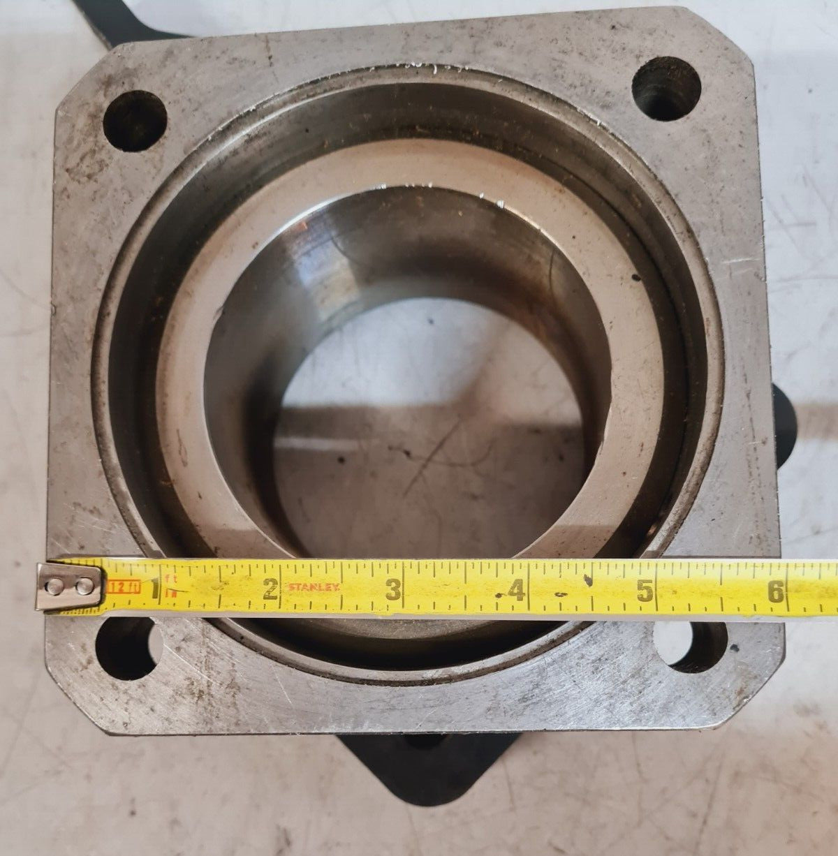 Axle Bearing Hub Carrier Part Number 303-119