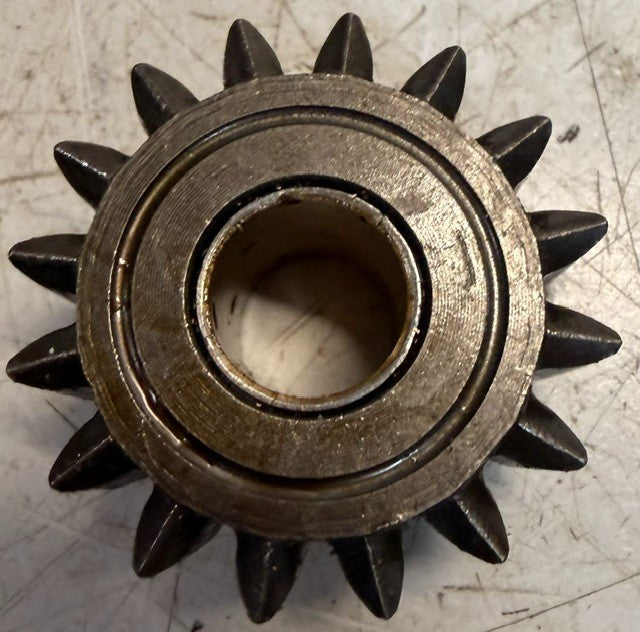 Mitsubishi Motors Manual Transmission Reverse Idler Gear MD711188 Gearbox Part