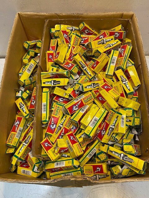 50lb Box of a Variety of Bosch Super Spark Plugs 7500, 7522, 7526, 7562, 7572