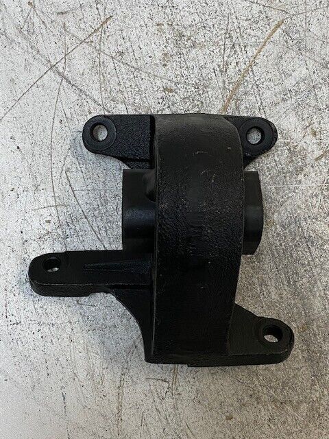 AMP Transmission Engine Motor Mount M-2791, 13mm Bore, 11mm Bolt Holes