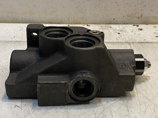 Hydraulic Valve 16-02-052-909 | 13D0 | 31mm Bore 25mm Side Bore