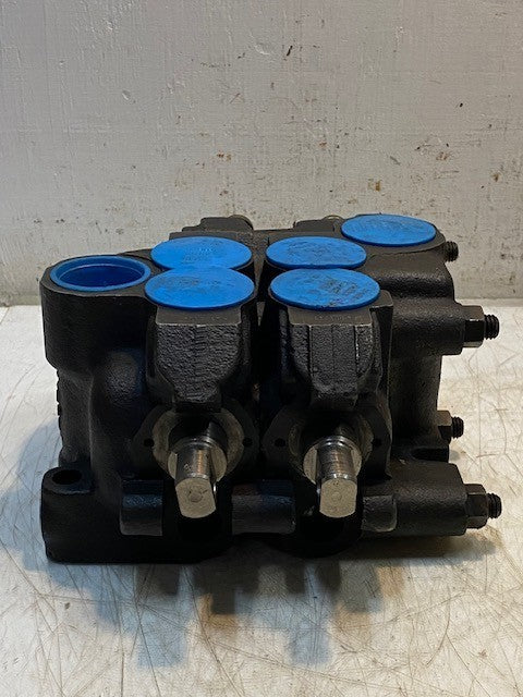 Hydraulic Forklift Directional Control Valve 916820, K1097SDH, 2343026, 2489435