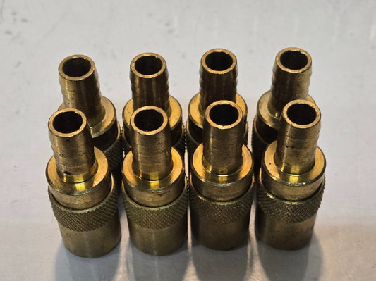 8 Quantity of Parker P300 Series 3/8" Quick Couplings 3/8" Hose Barb (8 Qty)