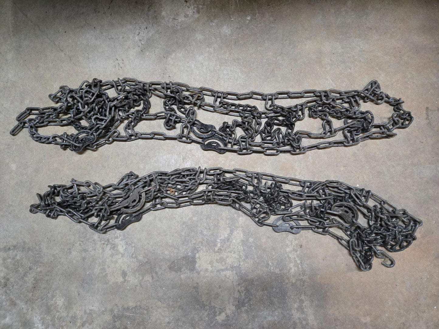 2 Quantity of Ladder Style Snow Chains w/ Camlocks for Commercial Truck (2 Qty)