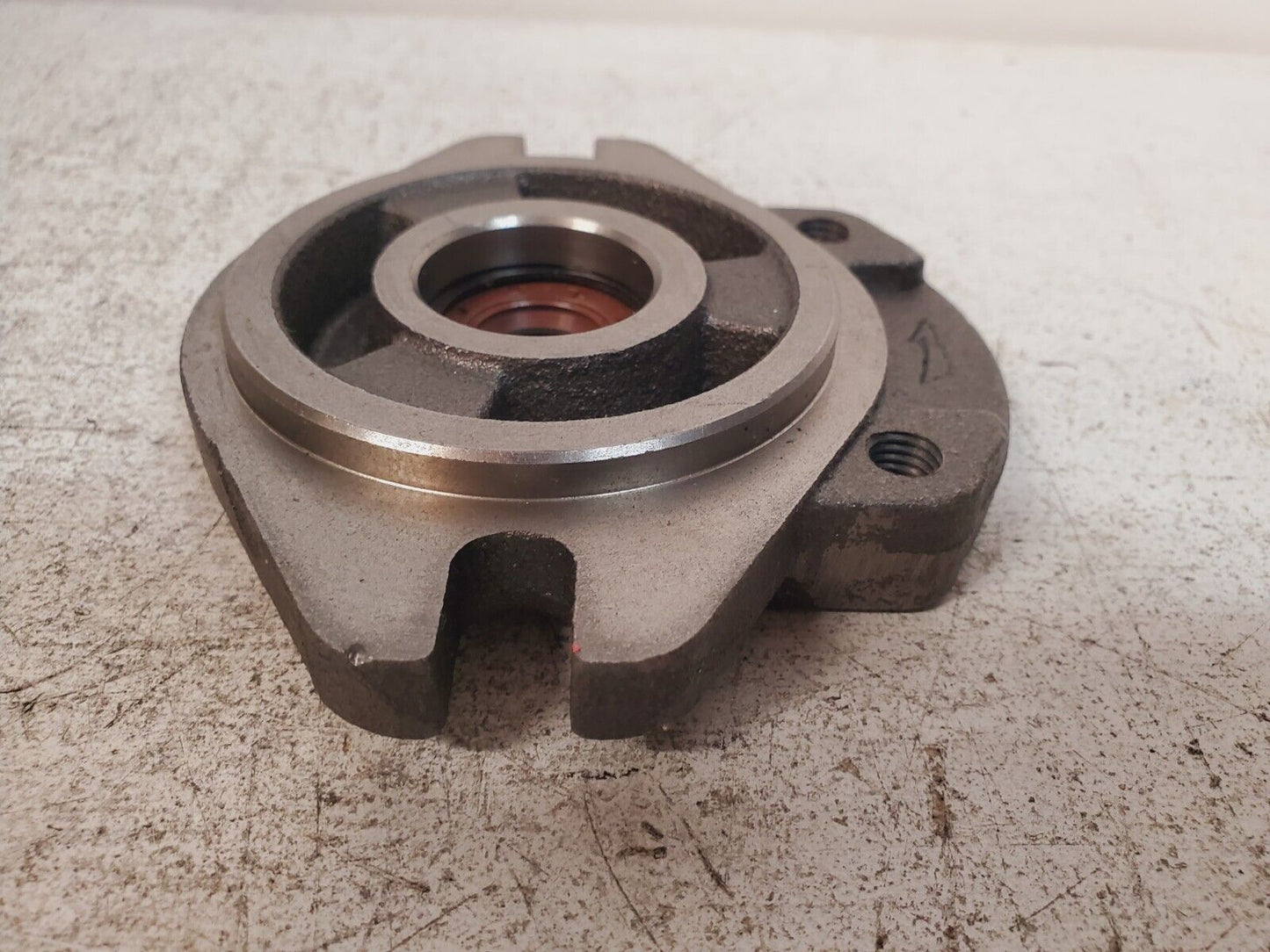 Mounting Flange for Hydraulic Pump 0.750 | 1.250 | 0.615