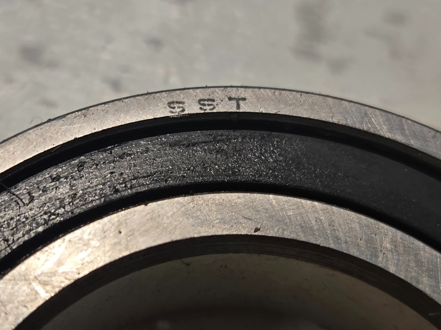 SST Snap Ring Ball Bearing 60082RSNRC3 | 68 mm OD x 40 mm Bore x 15 mm Wide