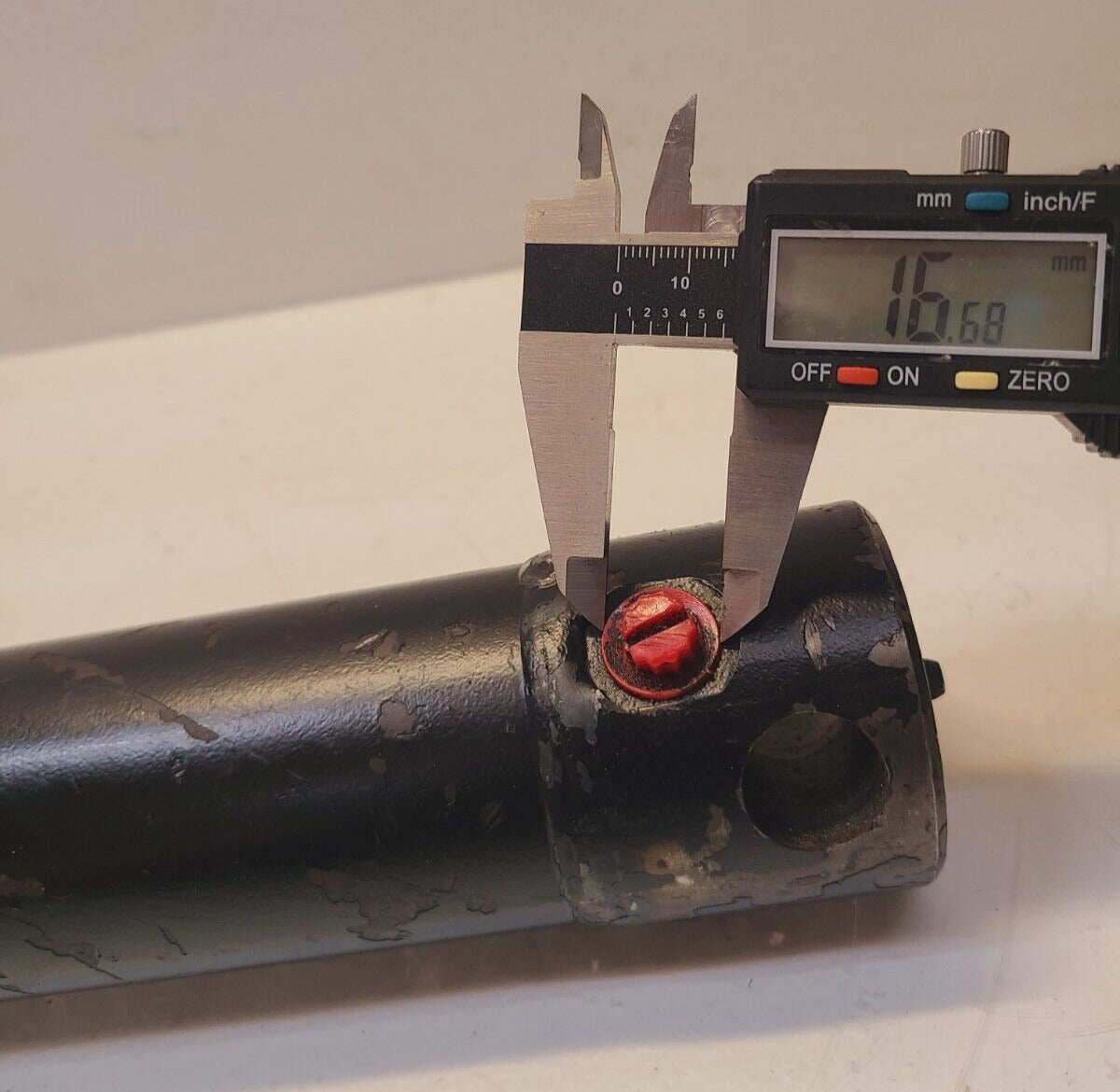 Eaton Hydraulic Cylinder 46200 JBE | AMI 664 | 0000714LN