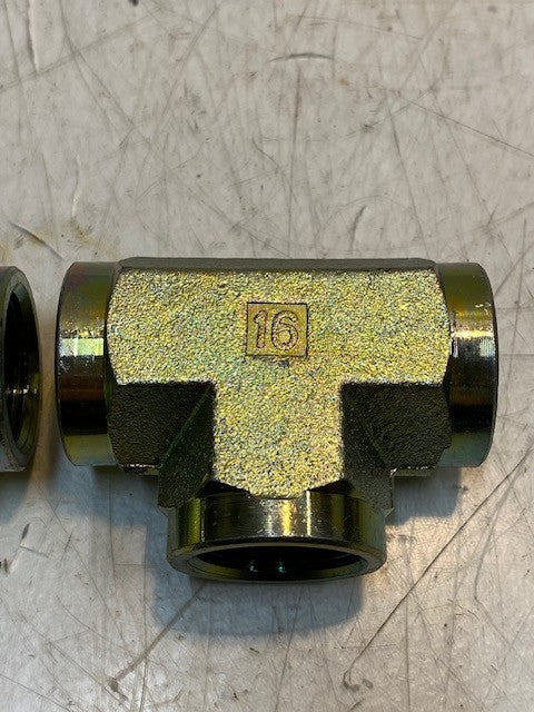 2 Quantity of Hydraulic Tee Pipe Fittings 16 | 29mm Bore 3-1/8" L (2 Quantity)