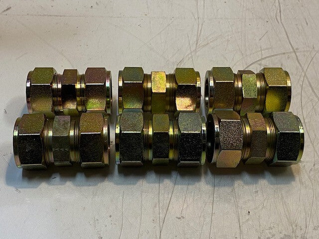 6 Quantity of Parker CPI 16 S Brass Compression Union Pipe Joint Sockets (6 Qty)