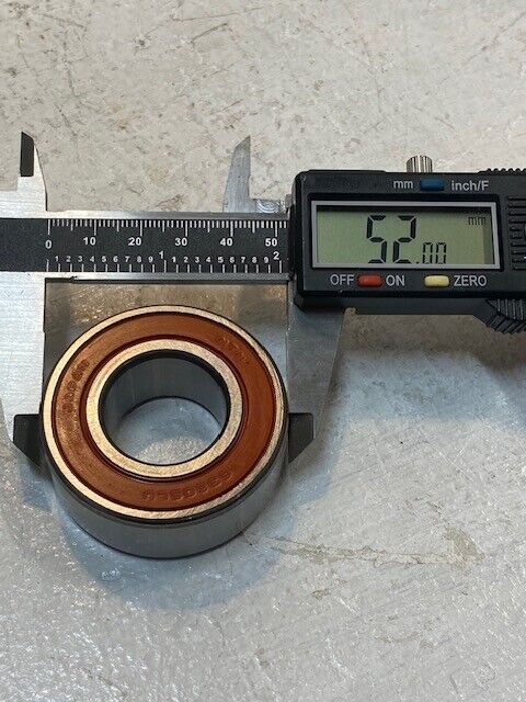 14 Quantity of NTN 6320SLU Bearings 25mm Bore 52mm OD 21mm Thick (14 Quantity)