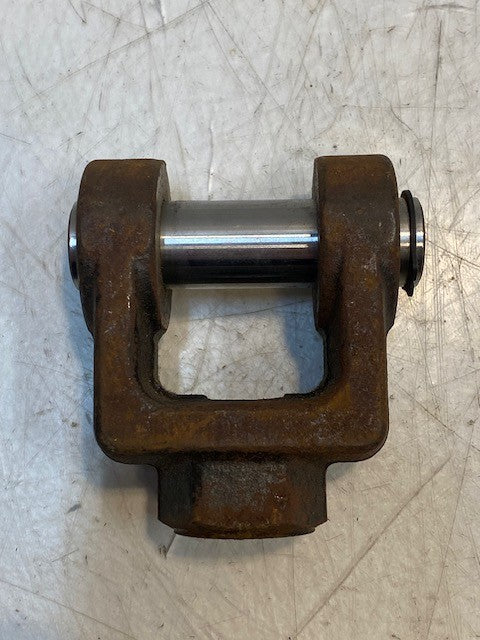 Female Rod Clevis RC-0750 | 3-1/8" Long 2-7/8" Wide 19mm Rod 17mm Bore