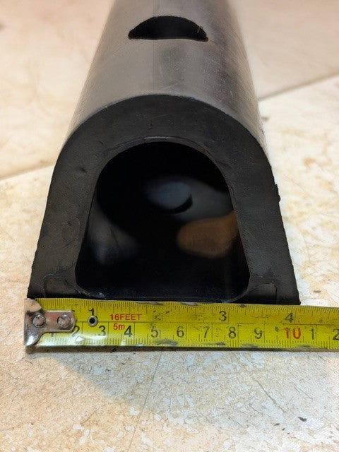 Global Industrial Heavy Duty Extruder Rectangular Rubber Fender Bumper