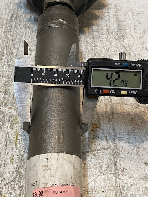 CV Axle 26" Long 1-1/8" Shaft 38-Spline 31mm End 42mm Center Shaft OD