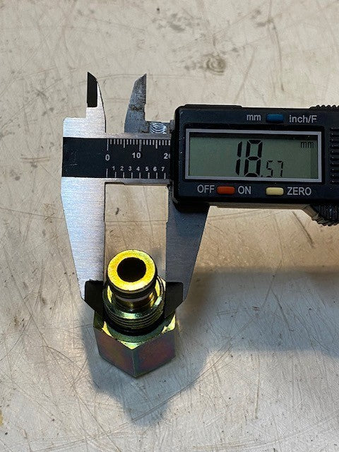 4 Quantity of Salami Nipplo US5 COD 323312002 Hydraulic Adapter Fittings (4 Qty)