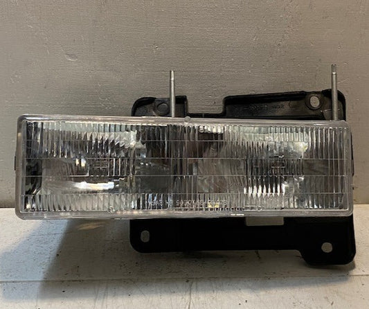 Headlight Assembly for Chevrolet KS-GM073 Eaglite HB3 9005 DOT 12V 65W