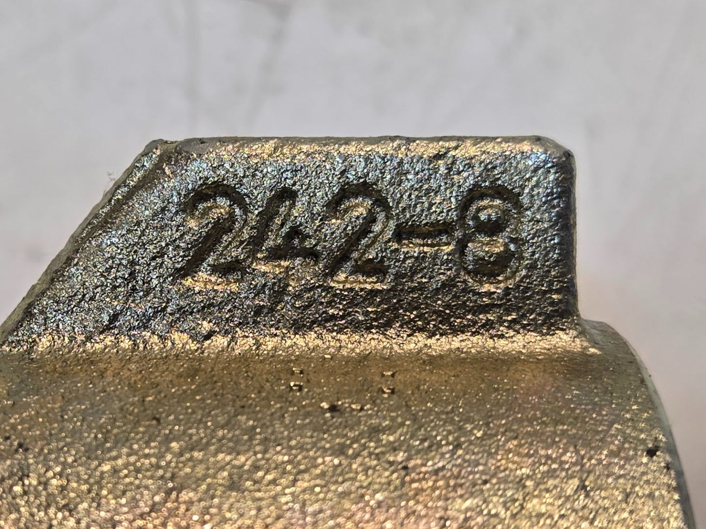 Dixon 242-8 Perfecting Coupling Series WS Wingstyle Hydraulic Threaded Coupler