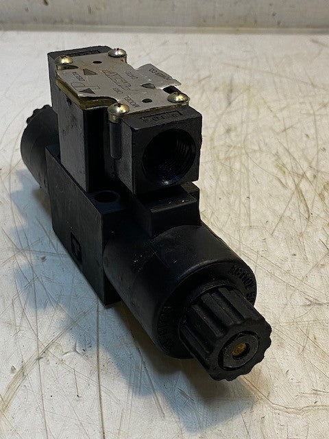 Power Co. Delta APE Model CM3 Hydraulic Directional Control Valve
