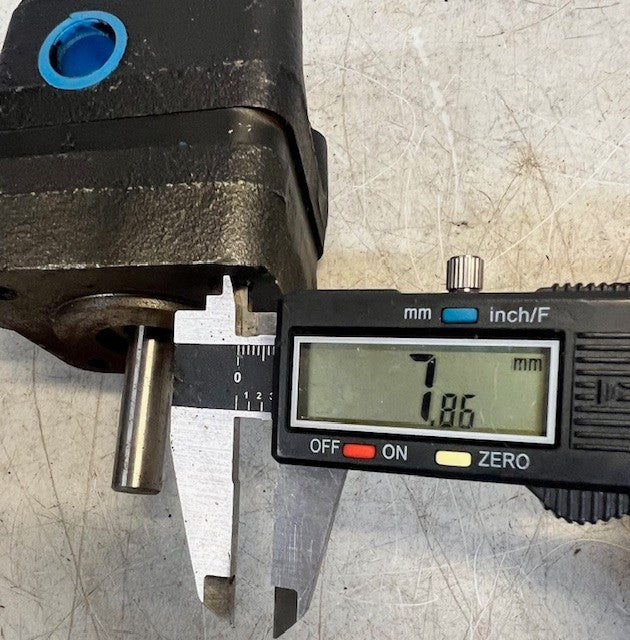 Hydraulic Gear Pump Model 1586057 | 1588546 Hydraulic S203L-3052