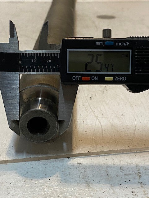 Axle Shaft 28-1/4" L 41mm 28-Spline End 28-Spline Middle 25mm End 44mm OD