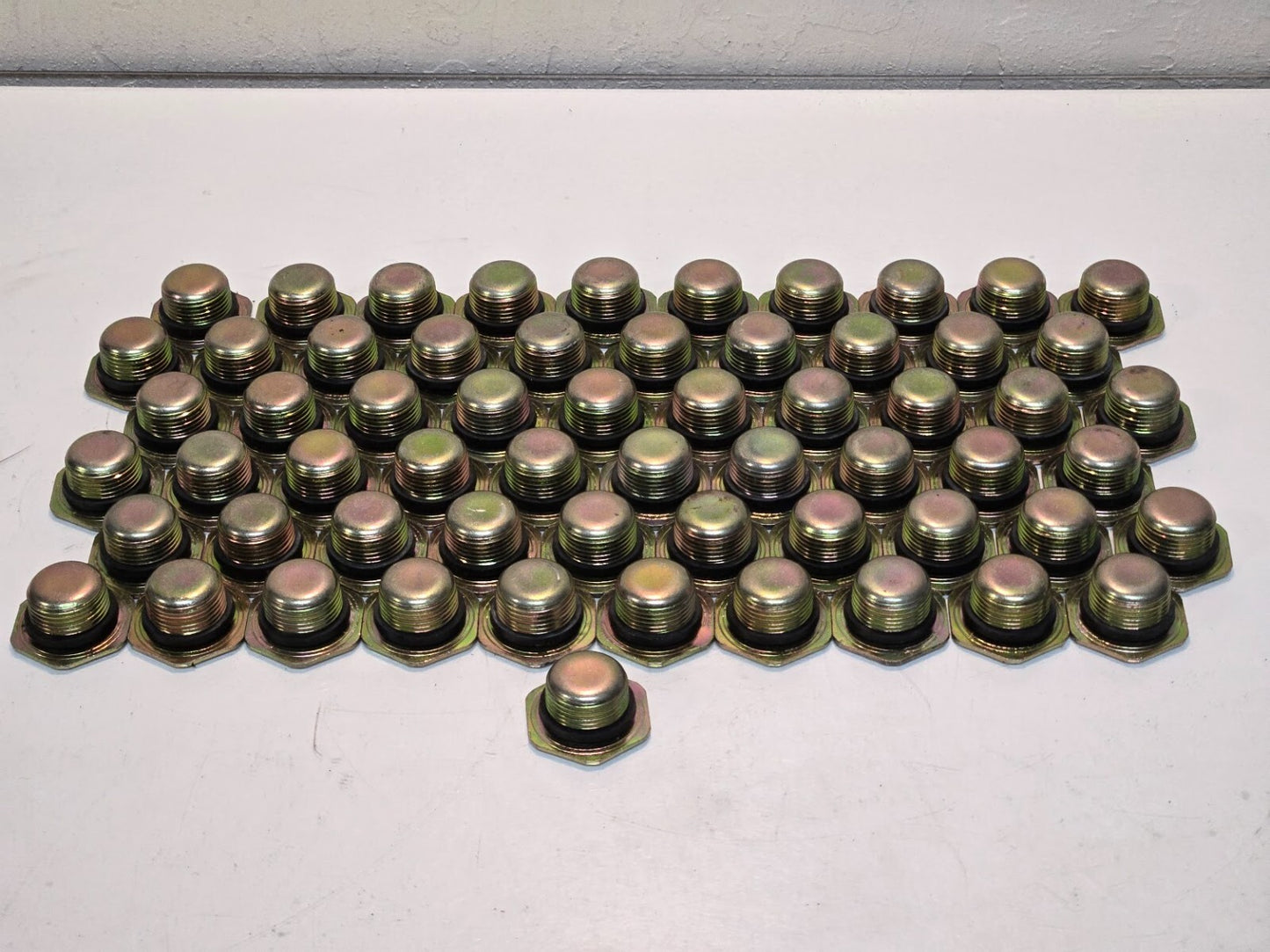 61 Quantity of Rieke VCII S-200 3/4" Drum Plugs (61 Quantity)