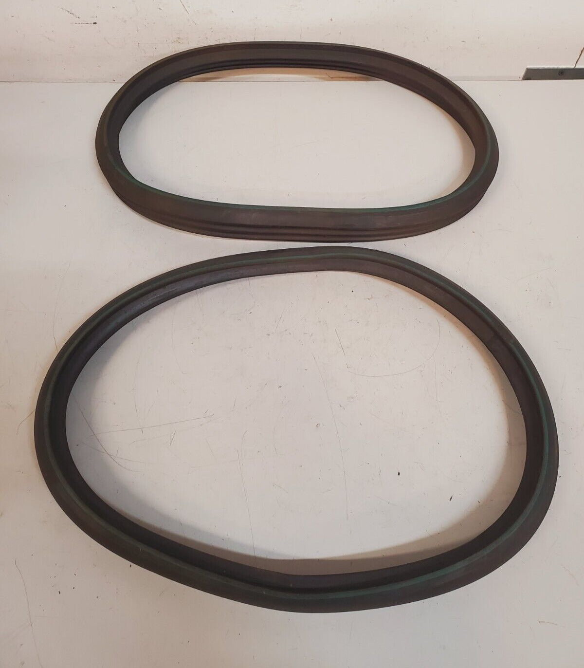 2 Quantity of Valley Gasket Seal Black F477LH | 1559AG | ADS 15" N-12 HP (2 Qty)