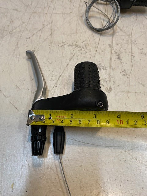 5 Quantity of SRAM SRT 450-11 3-Speed Grip Shifter & Brake Levers (5 Quantity)