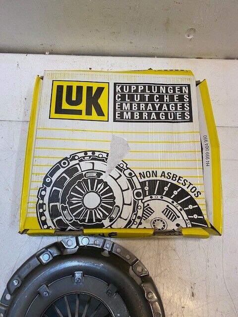 2 Quantity of LuK Clutch Pressure Plates for Volkswagen 119000110 (2 Quantity)