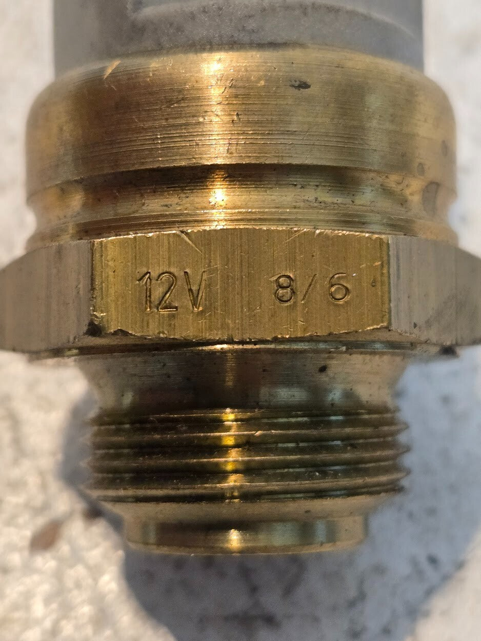 Wahler Fan Switch 12V 8/6 | 95 C