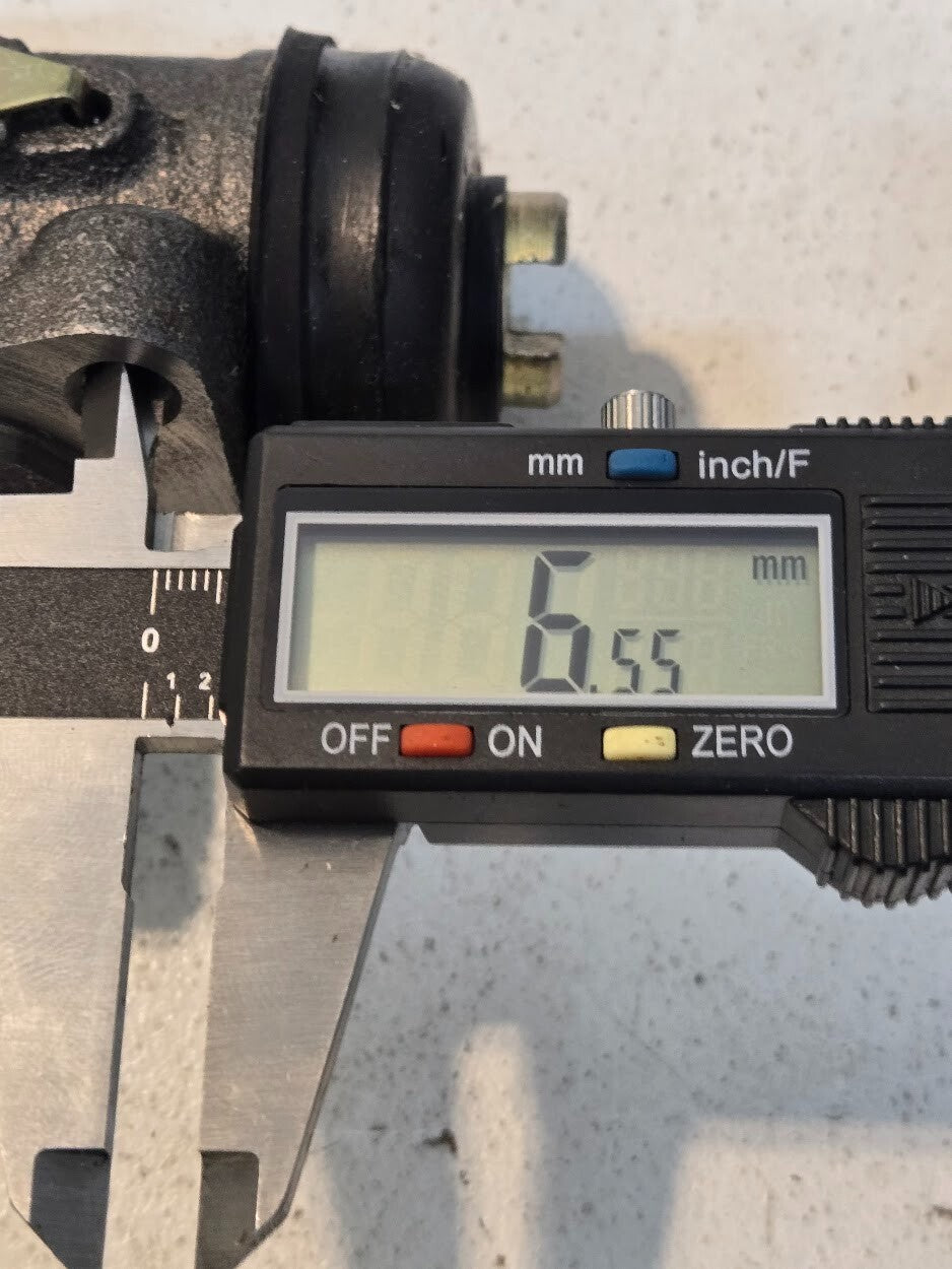 Rear Left Brake Cylinder for Toyota FJ