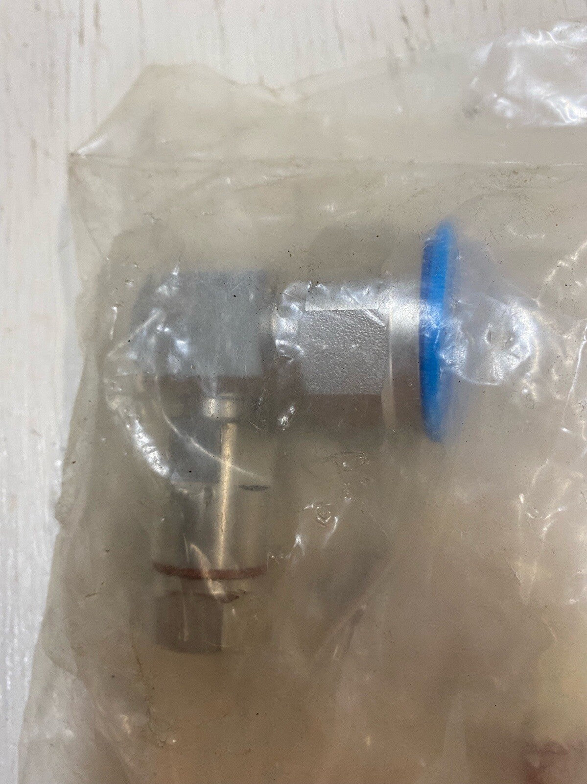 7/16 DIN Male Right Angle Connector 7/16” 123-2DMR 7/16in