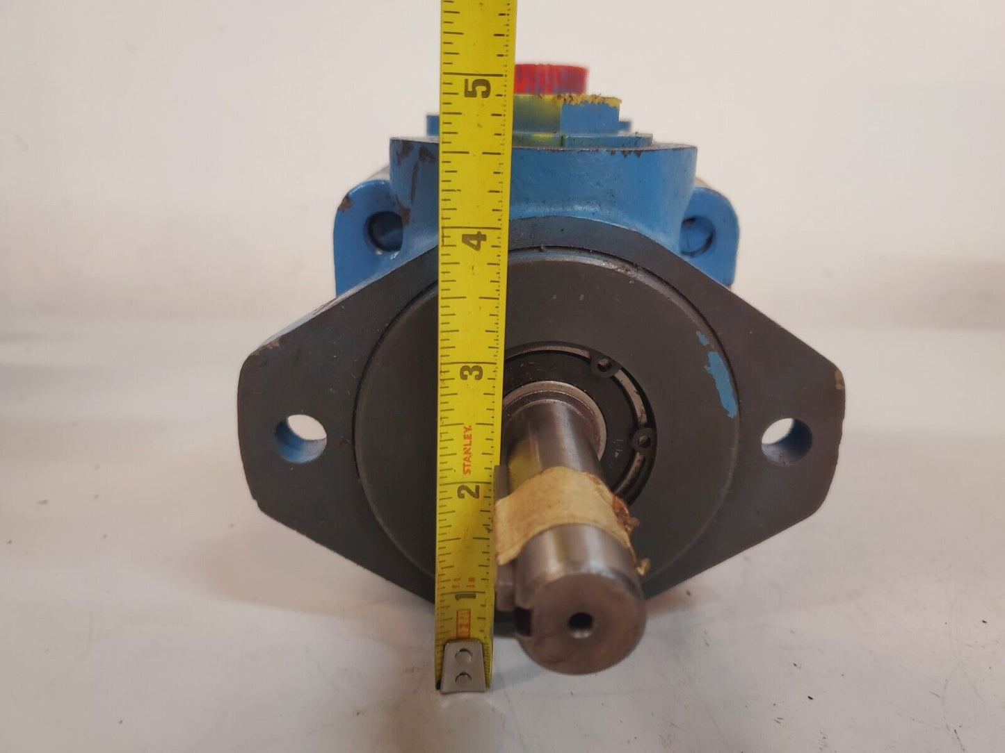 Benchmark Hydraulic Pump 399722 | V201S12S1C11