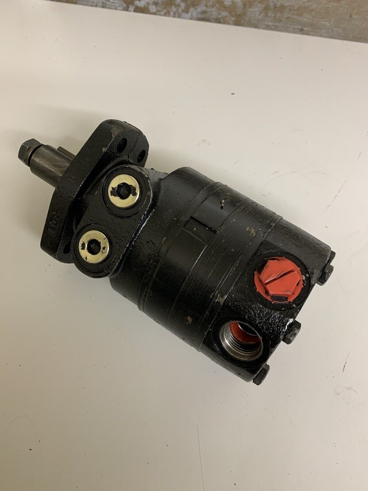 White Drive Hydraulic Motor DR Motor 600260A8520ZAAAA - DR16080450