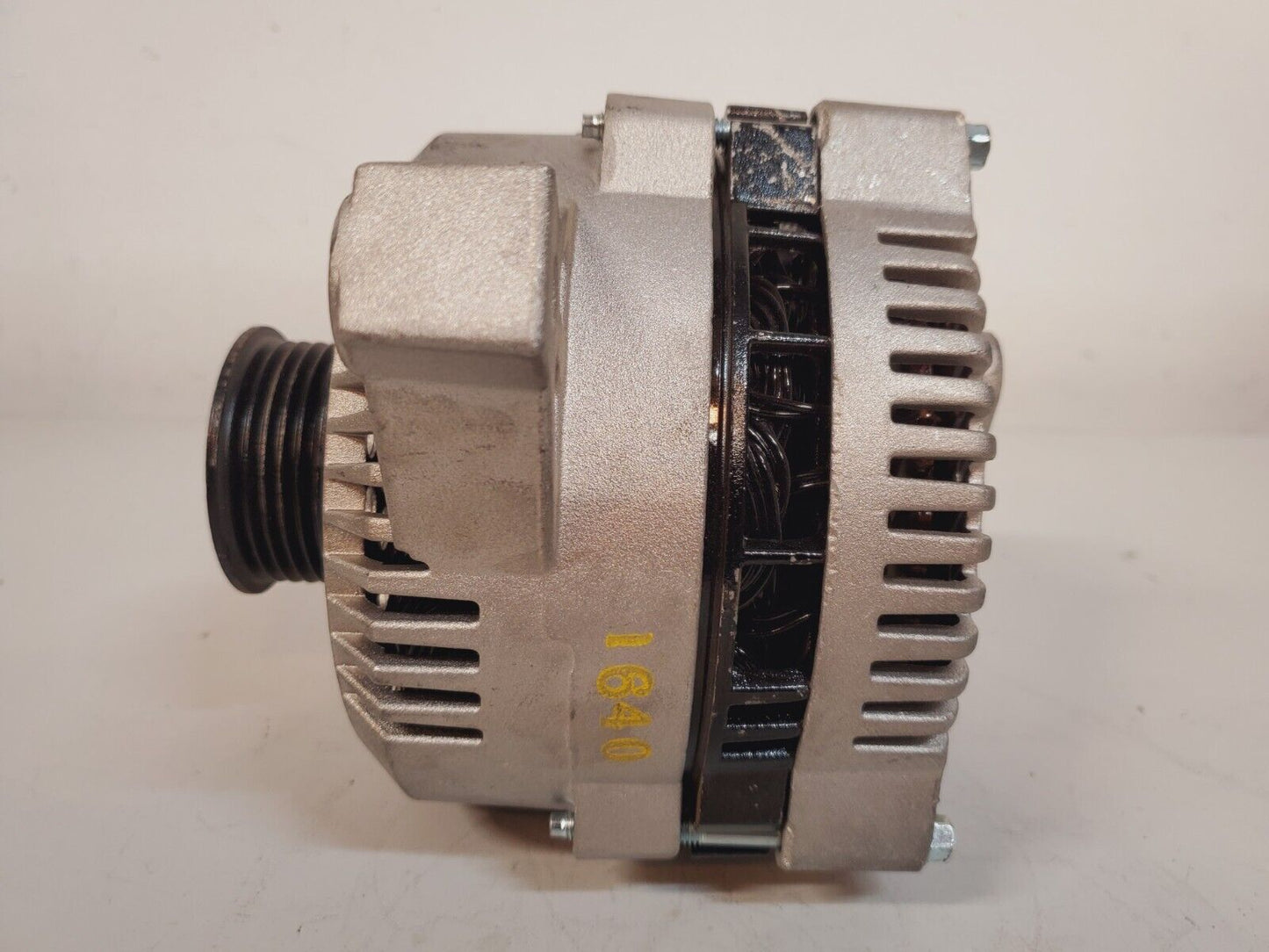 Motorcraft Alternator 7761-5-7 | 7756 | 1640